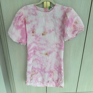 day + moon Talulah Pink Tie Dye Marble Puff Sleeved Mini Dress 
Size M